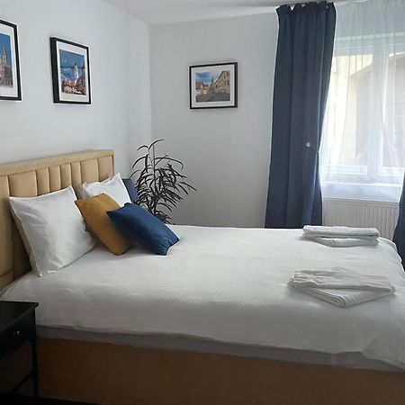 Sweet-Bombon Sibiu Apartment Luaran gambar
