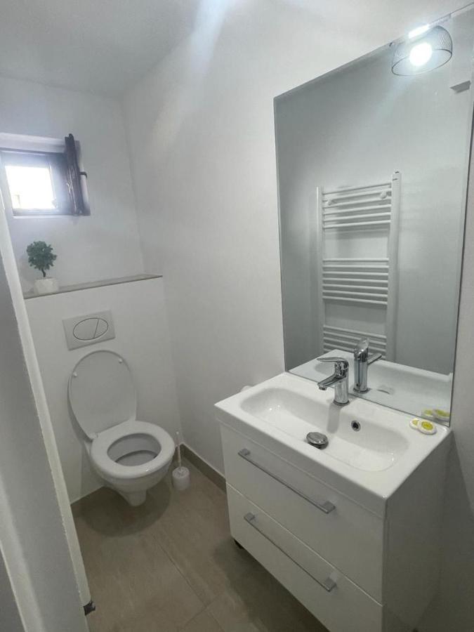 Sweet-Bombon Sibiu Apartment Luaran gambar