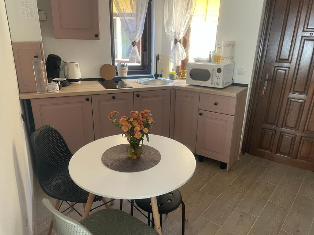 Sweet-Bombon Sibiu Apartment Luaran gambar